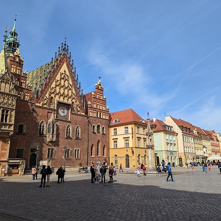 3-Bedroom Apt In Town Square Wrocław Buitenkant foto