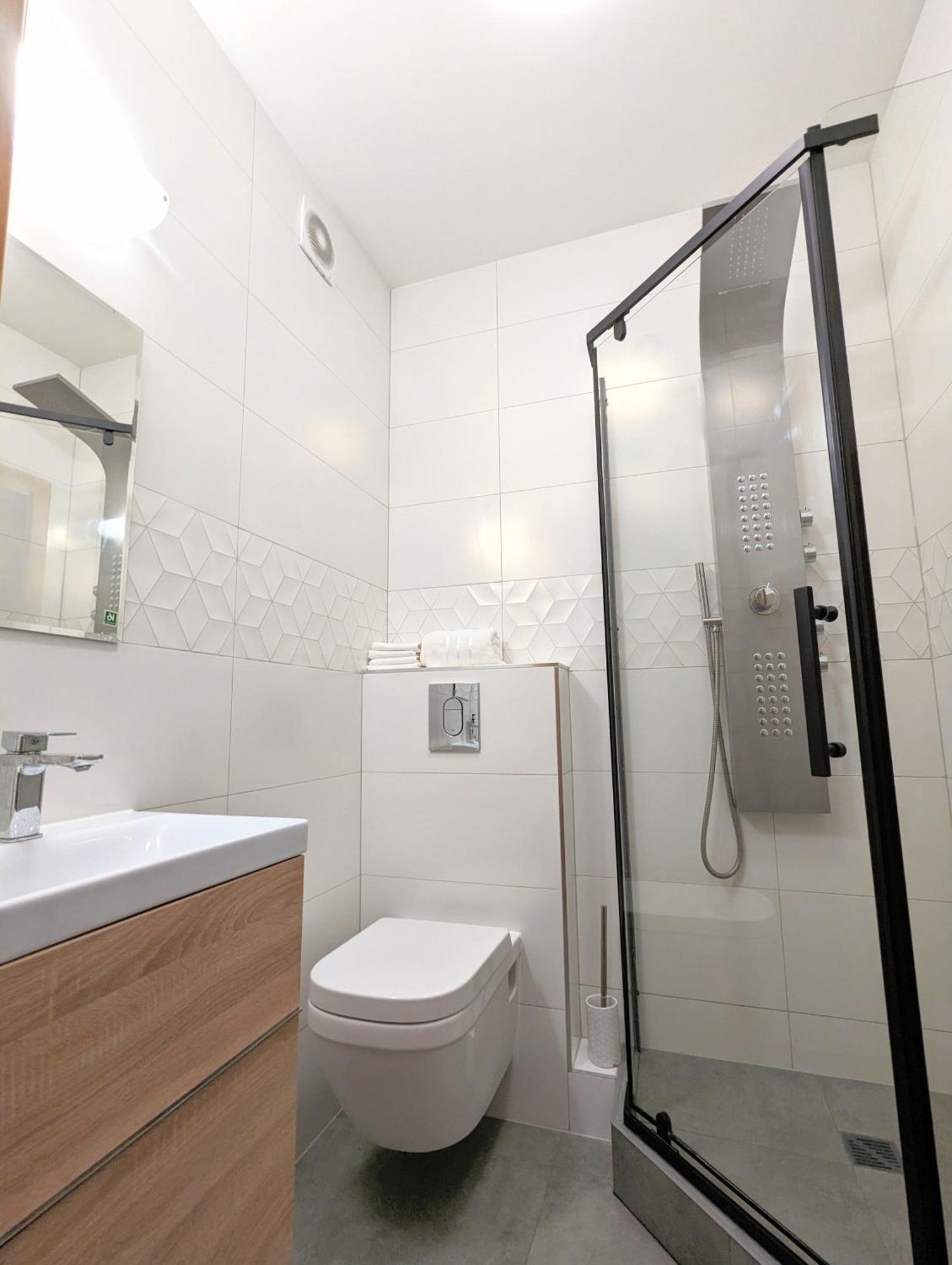 3-Bedroom Apt In Town Square Wrocław Buitenkant foto